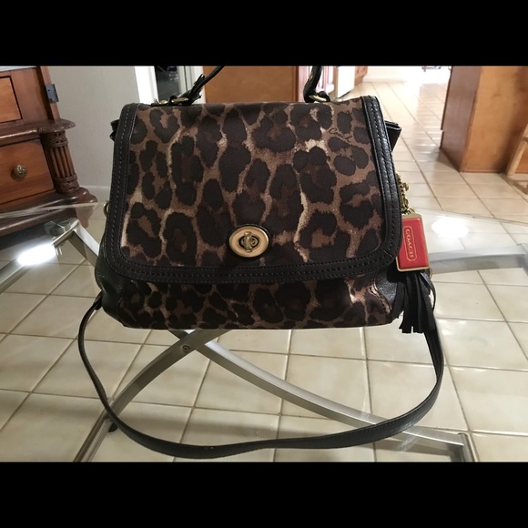 Authentic Coach Handbag - Picture 2 of 3
